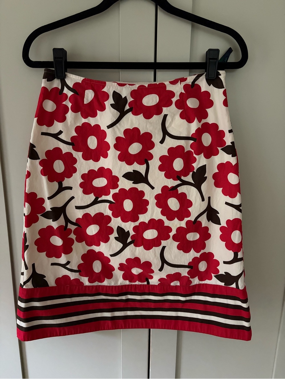 Boden Red Floral A-Line Skirt with Brown Accents SZ 10R 100% Cotton Style WG327